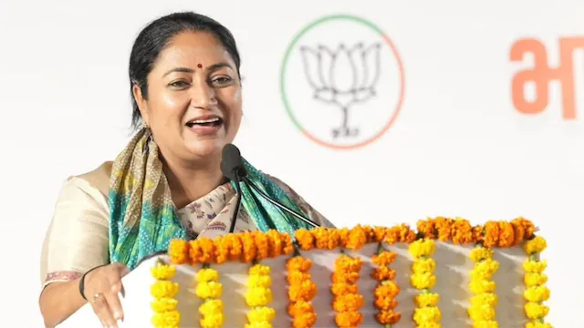 दिल्ली: SIR प्रक्रिया के तहत CM Rekha Gupta notice पर चुनाव आयोग ने दी बड़ी सफाई, जानें पूरा मामला