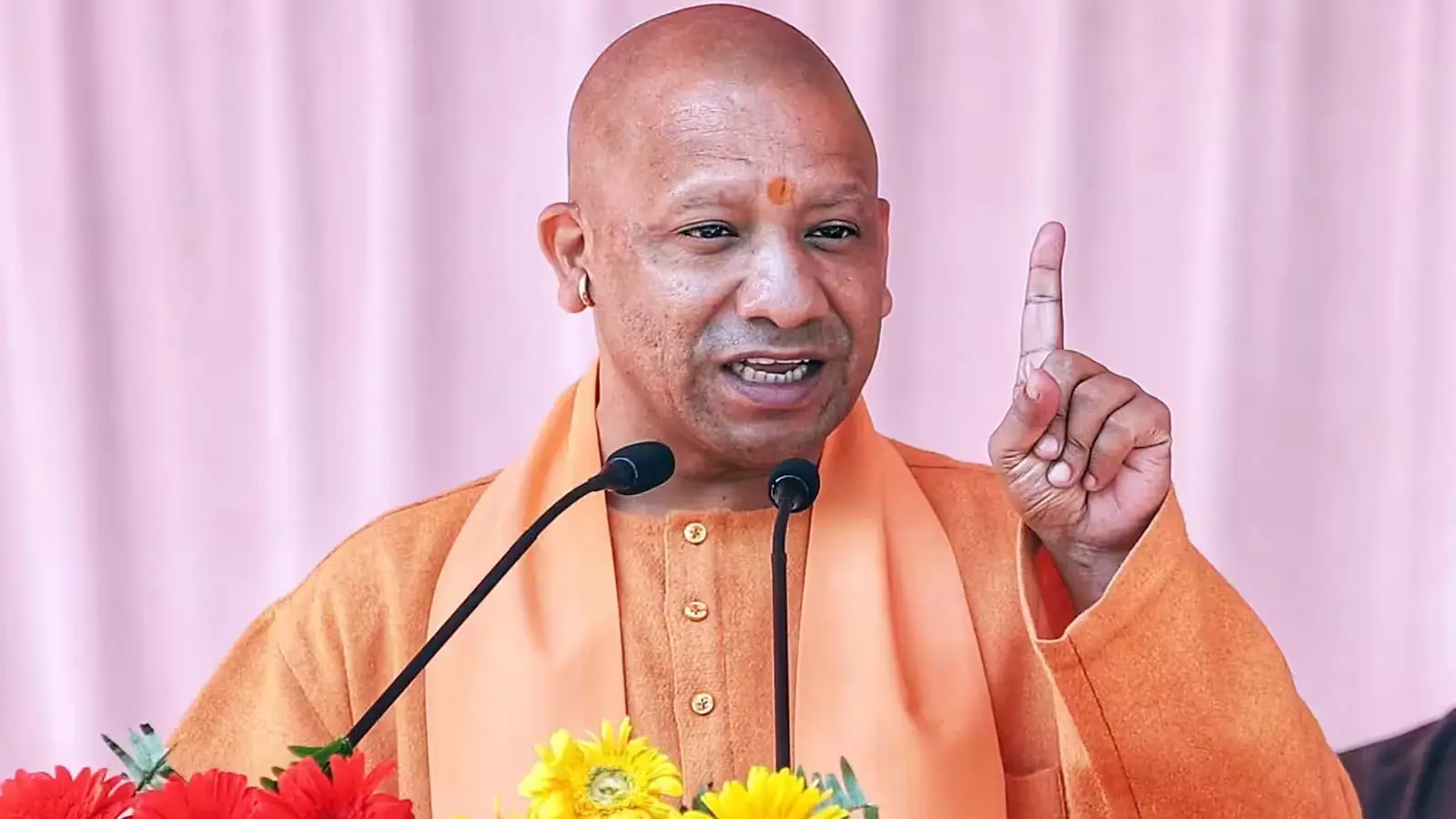 CM योगी आदित्यनाथ ने उचित दर विक्रेताओं का लाभांश 35 रुपये प्रति कुंतल बढ़ाया। जानें सिंगल स्टेज डिलीवरी और ई-पॉस फीडबैक प्रणाली की पूरी जानकारी।